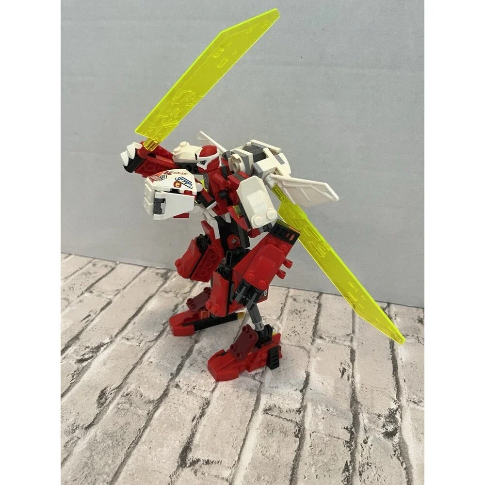 LEGO NINJAGO: Kai's Mech Jet (71707) Incomplete